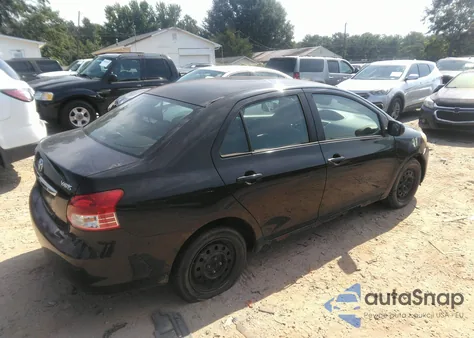 2010 Toyota Yaris z USA, uszkodzony, nr VIN JTDBT4K35A1379460